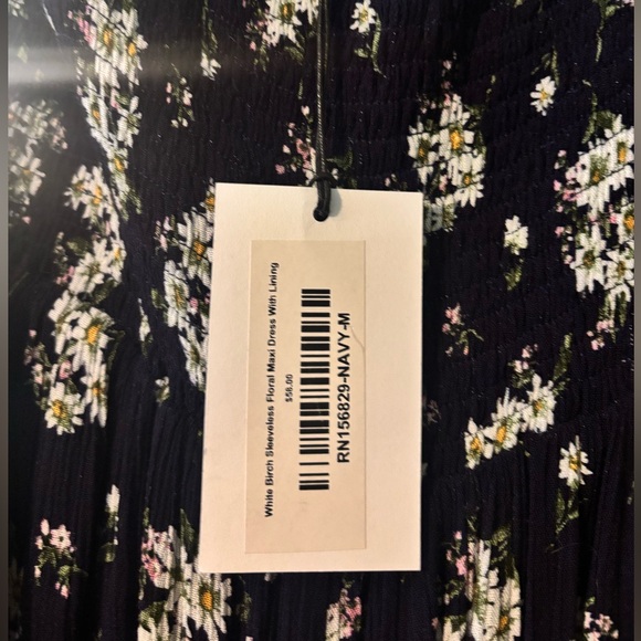 White Birch Navy and White Floral Maxi Dress with pockets Size M NWT - Picture 8 of 9